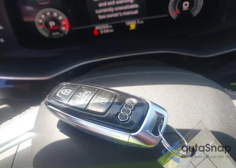 2021 Audi Q8 Premium Plus 55 Tfsi Quattro Tiptronic z USA, uszkodzony, nr VIN WA1EVAF12MD032292